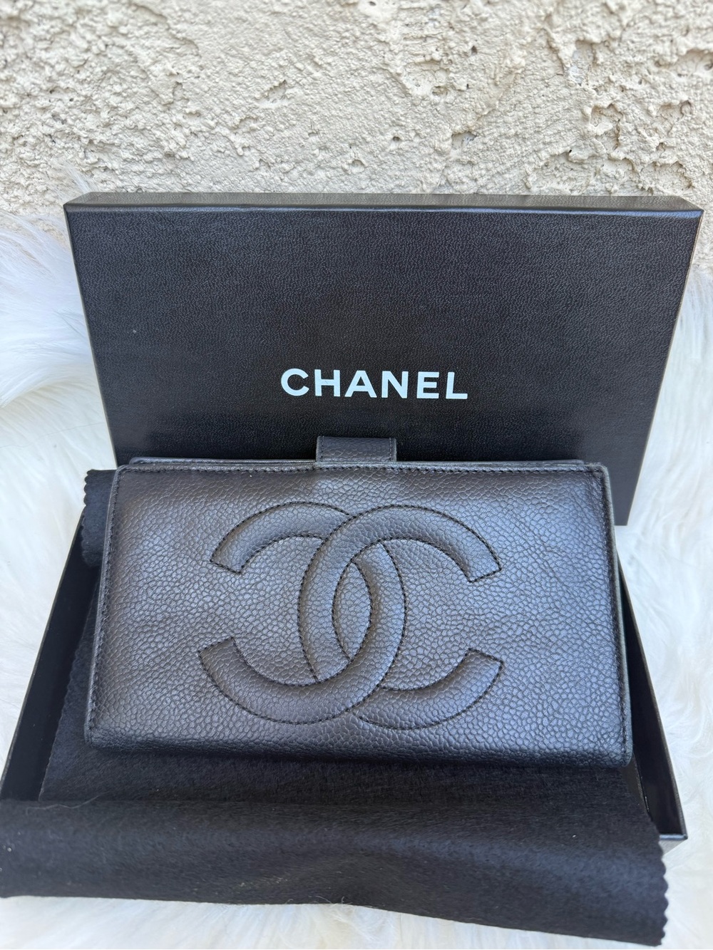 CHANEL Black Caviar Leather long Wallet with Embossed CC/ gift box - Picture 13 of 13